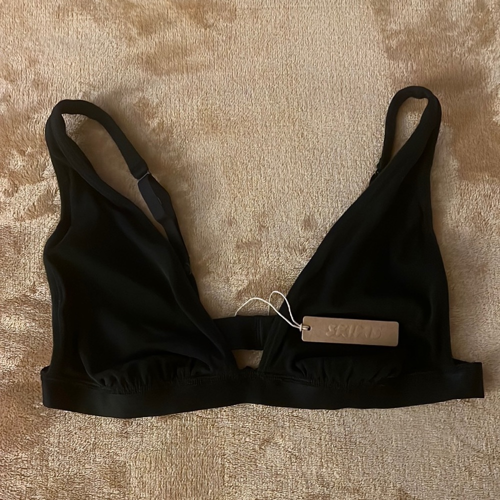 Skims triangle bra (brand new, size M!)